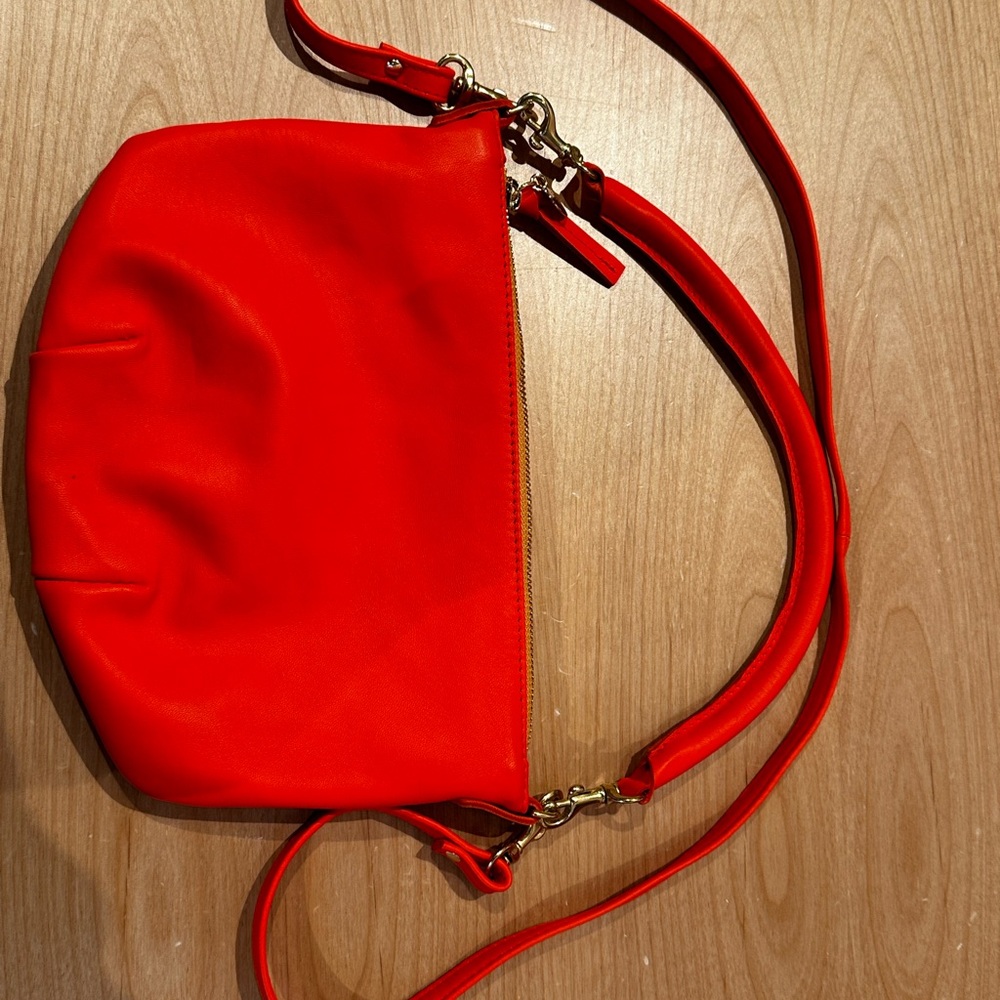 Clare V. Petit Moyen - Picture 5 of 8
